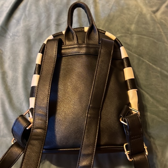Betsy Johnson Small striped backpack - Picture 4 of 4